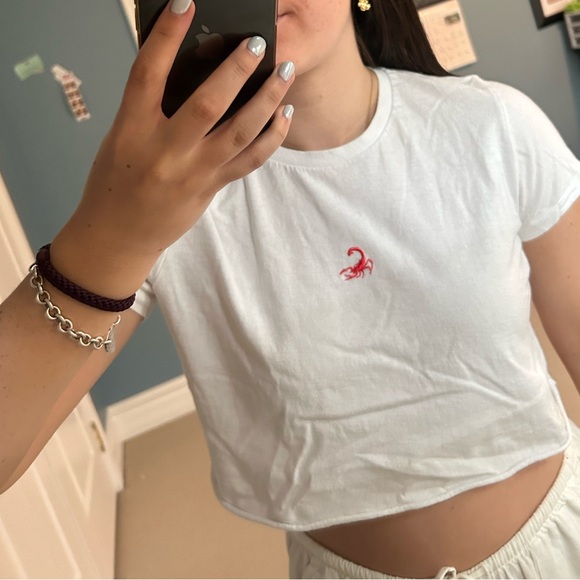Top Shop cropped white tee with lobster - Picture 2 of 5
